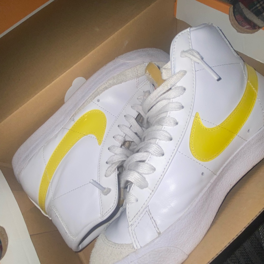 travis scott air jordan 1 high price